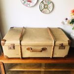 vintage brocante koffer beige hout