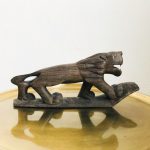 Vintage houten leeuw houtsnijwerk