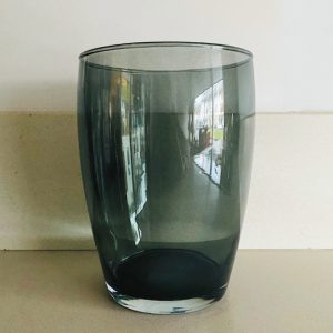 grijsblauwe vaas glas
